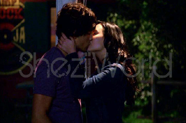 149962904-ffee8d1dfa787c5f29809f369dc5d6f3_4c718fd0-full