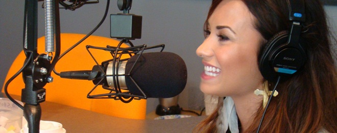 Demi-Visits-IHeartRadio-Studios-July-22-2011-demi-lovato-24077403-1500-1125